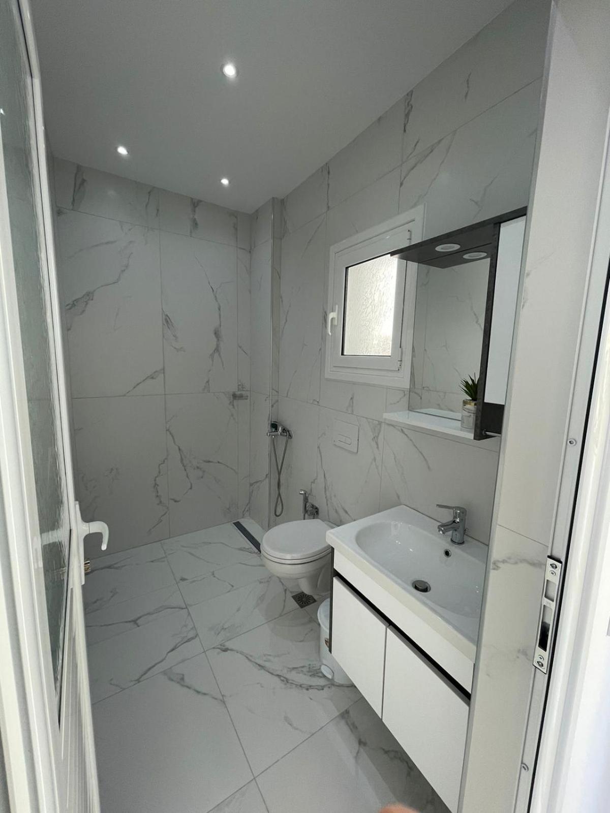 Villa Eden Breeze Sarandë 외부 사진