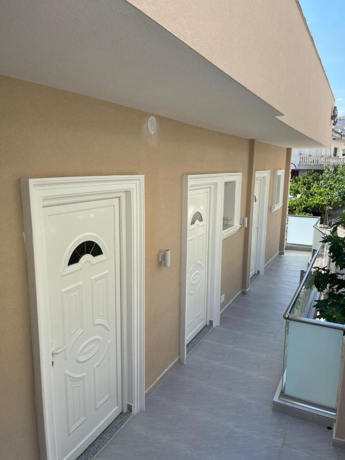 Villa Eden Breeze Sarandë 외부 사진