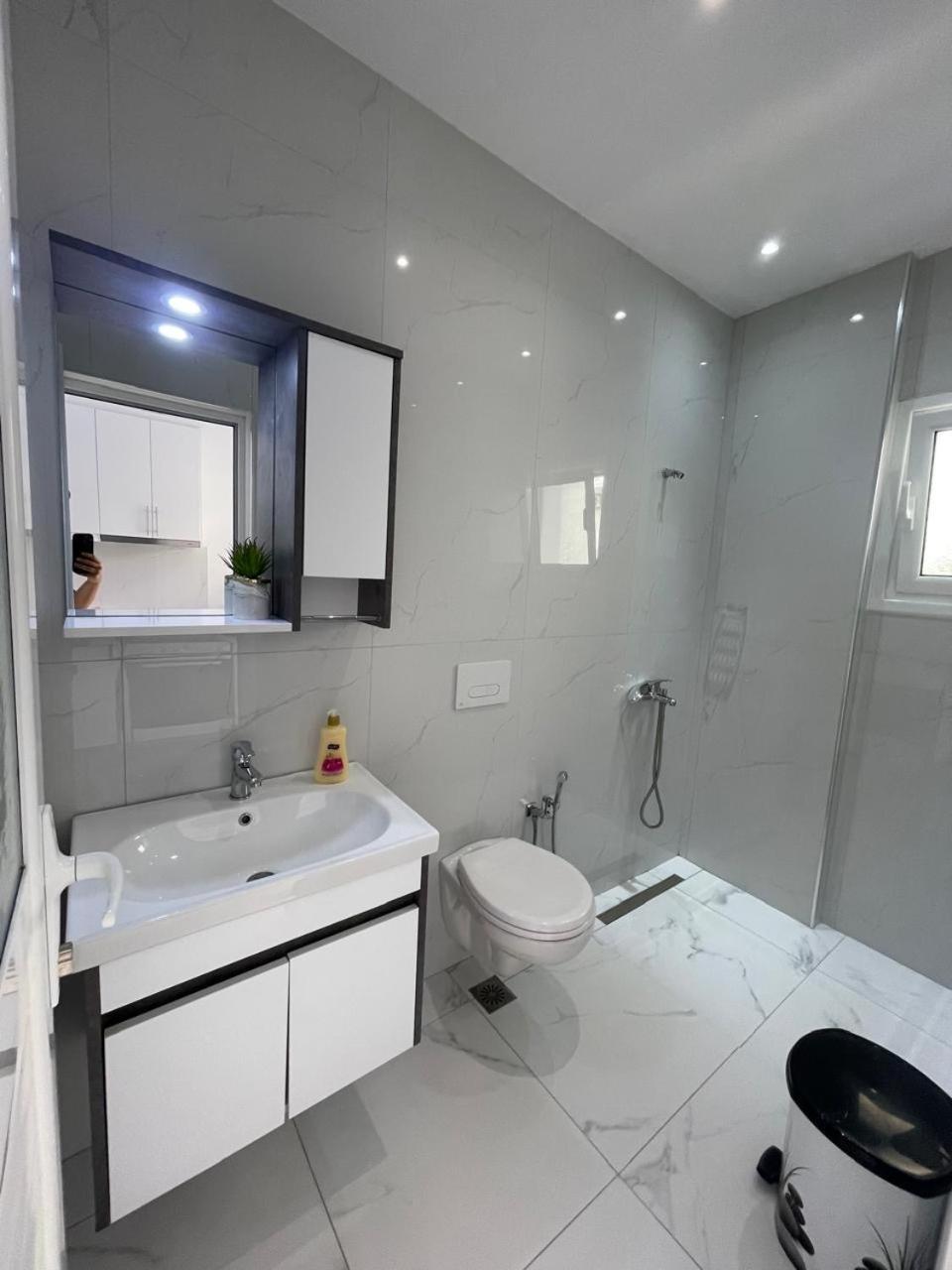 Villa Eden Breeze Sarandë 외부 사진